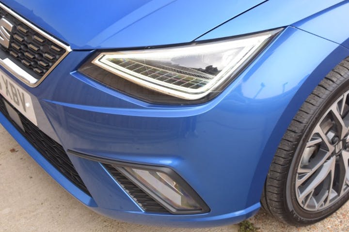 Blue SEAT Ibiza 1.0 TSI Xcellence DSG 2025