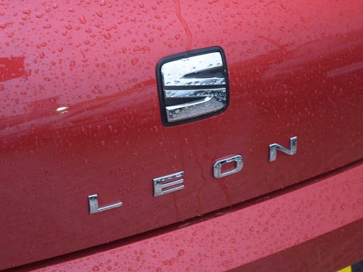 Red SEAT Leon TSI Fr Technology 2018