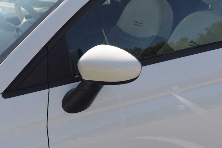 White FIAT 500 Lounge Mhev 2021