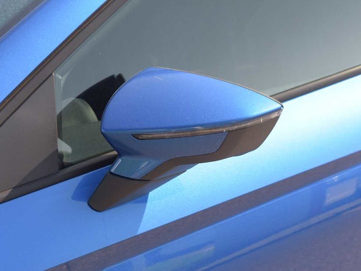 Blue SEAT Ibiza Mpi SE Technology 2022