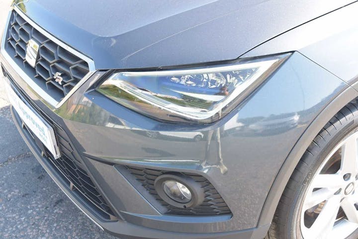 Grey SEAT Arona TSI Fr 2020