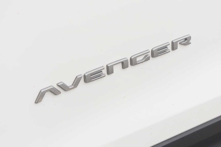 White Jeep Avenger Altitude 2025