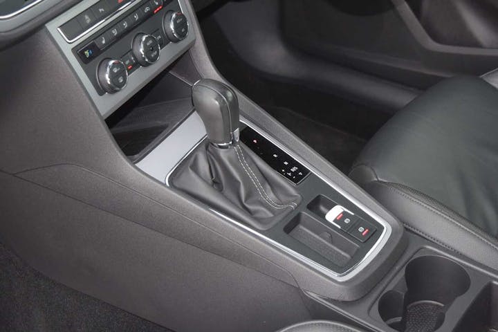 Red SEAT Leon TSI Evo Xcellence Lux DSG 2019