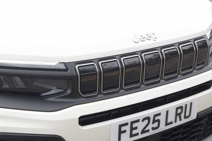 White Jeep Avenger Altitude 2025