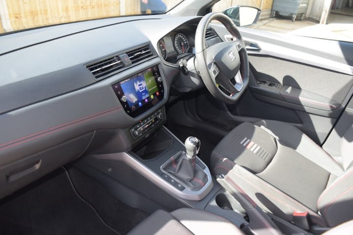 Black SEAT Arona 1.0 TSI Fr 2021