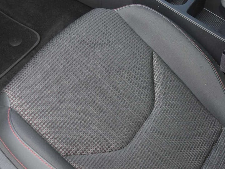 Grey SEAT Leon TSI Fr Technology 2017