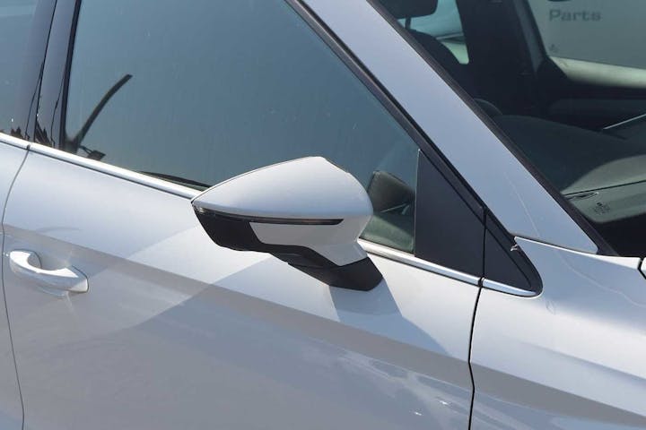 White SEAT Arona Ecotsi Fr Sport DSG 2023