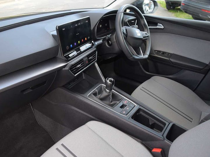 Black SEAT Leon TSI Evo SE Dynamic 2021