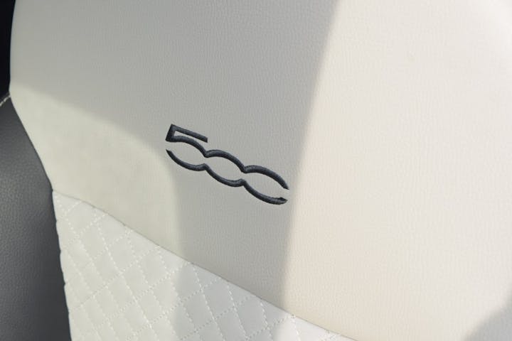 White FIAT 500 1.0 Mhev Dolcevita Plus 2023