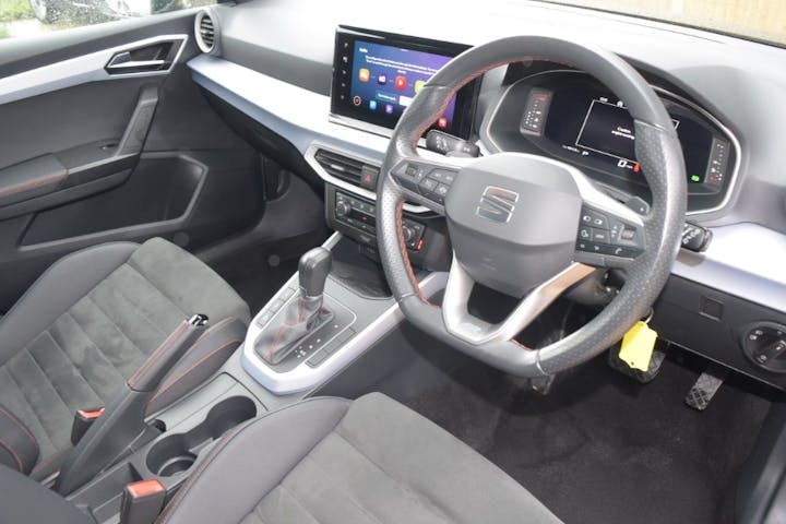Grey SEAT Arona 1.0 TSI Fr Sport DSG 2023