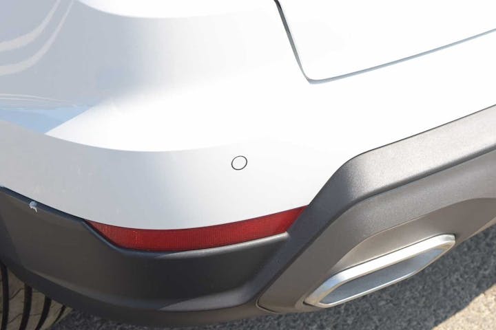 White SEAT Arona Ecotsi Fr Sport 2024