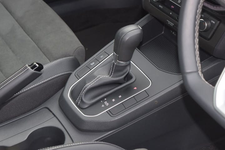 Blue SEAT Ibiza 1.0 TSI Xcellence DSG 2025