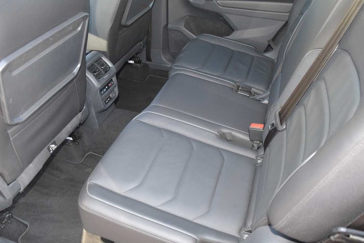 Black SEAT Tarraco TSI 4drive Xcellence Lux DSG 2019