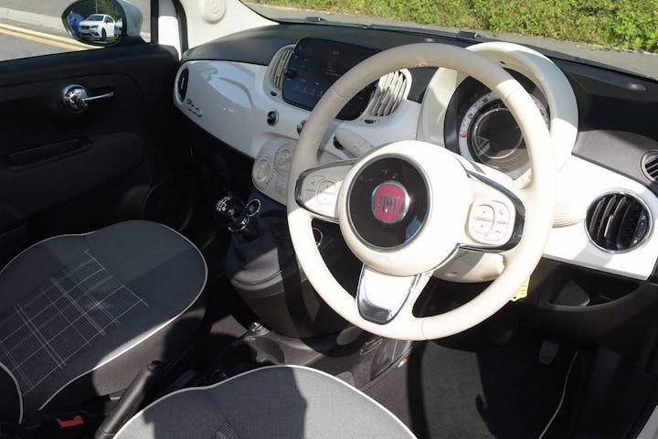 White FIAT 500 Lounge Mhev 2021