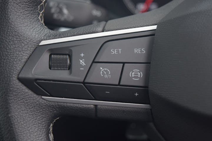 Silver SEAT Ibiza 1.0 Mpi SE 2022