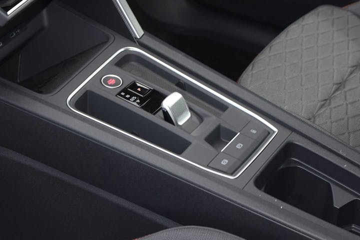 Red SEAT Leon E Hybrid 1.5 Fr Hybrid DSG 2025