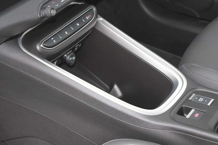 White Jeep Avenger Altitude 2025