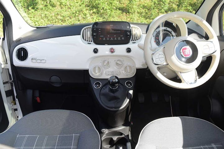 White FIAT 500 Lounge Mhev 2021