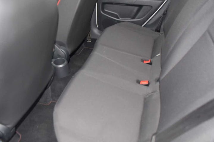 White SEAT Mii Fr Line 2019