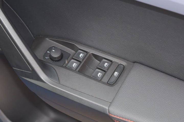 Blue SEAT Arona 1.0 TSI Fr Edition 2023