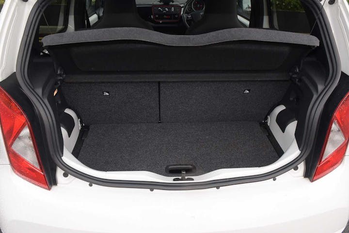 White SEAT Mii Fr Line 2019