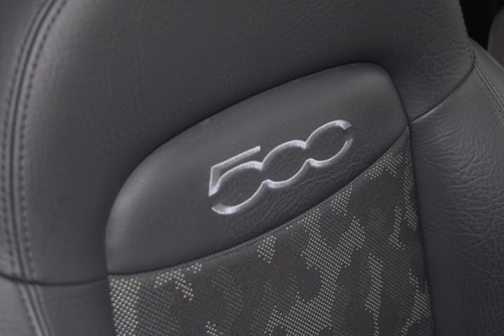 Black FIAT 500x 1.0 Firefly Turbo Cross 2022