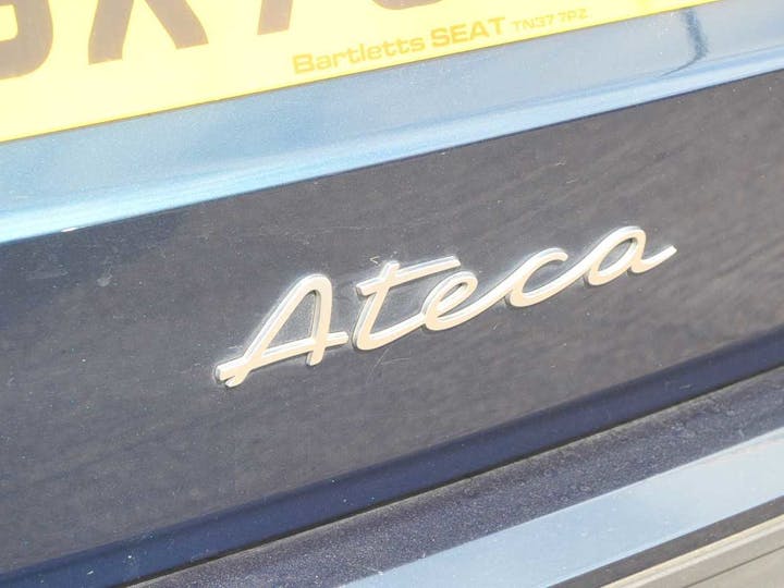 Blue SEAT Ateca TSI Evo SE Technology 2020