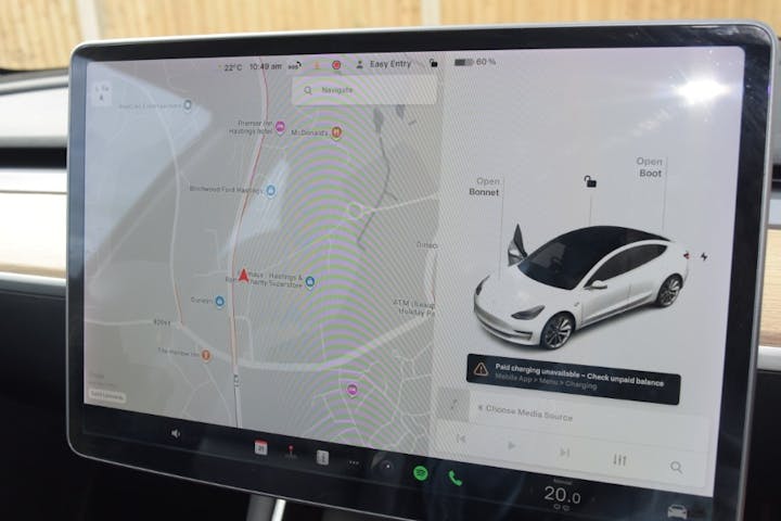 White Tesla Model 3 Standard Range Plus 2019