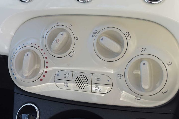 White FIAT 500 Lounge Mhev 2021