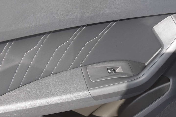 Silver SEAT Ateca TSI Evo Xperience DSG 2021