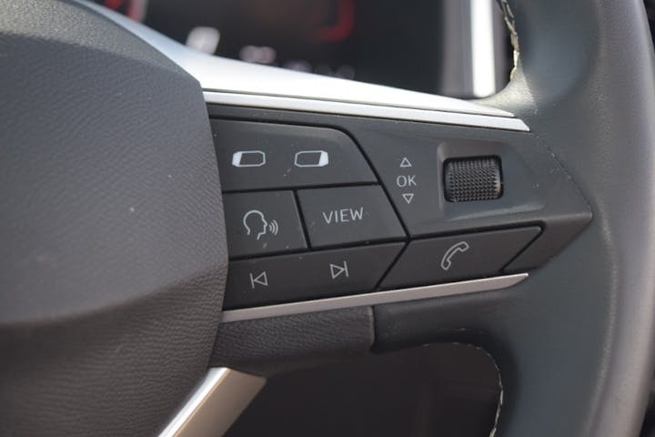 Black SEAT Ateca 1.5 TSI Evo SE Technology DSG 2024