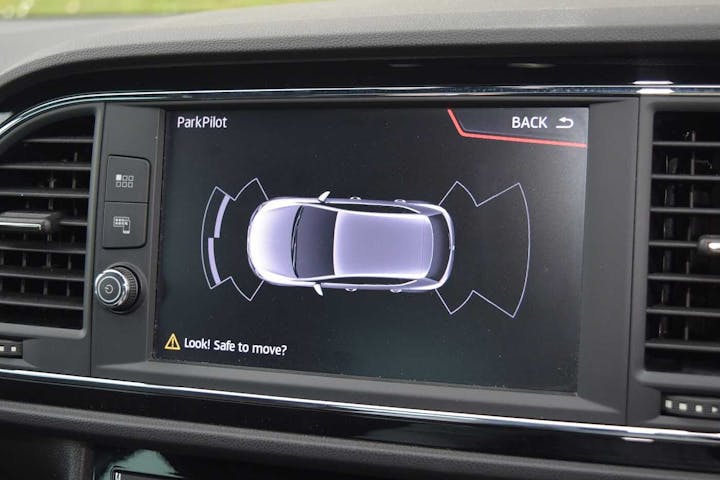 White SEAT Leon TSI Evo Fr Black Edition DSG 2019