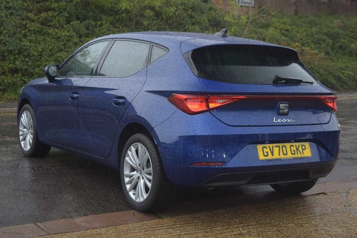 Blue SEAT Leon TSI SE Dynamic 2020