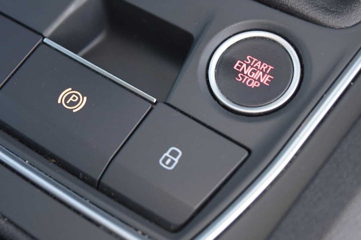 Black SEAT Leon TSI Evo SE Dynamic 2020