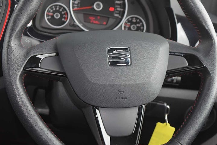 White SEAT Mii Fr Line 2019