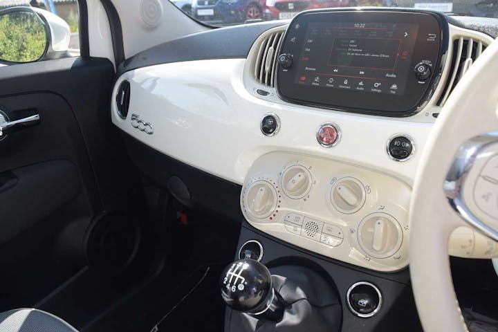 White FIAT 500 Lounge Mhev 2021