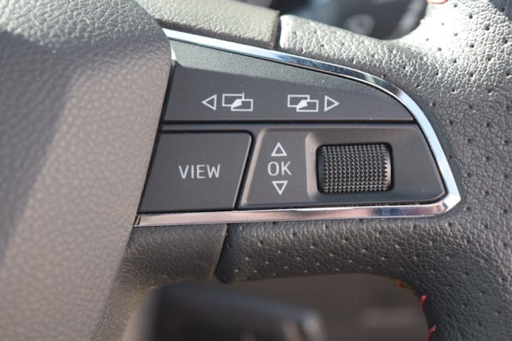 Black SEAT Arona 1.0 TSI Fr 2021