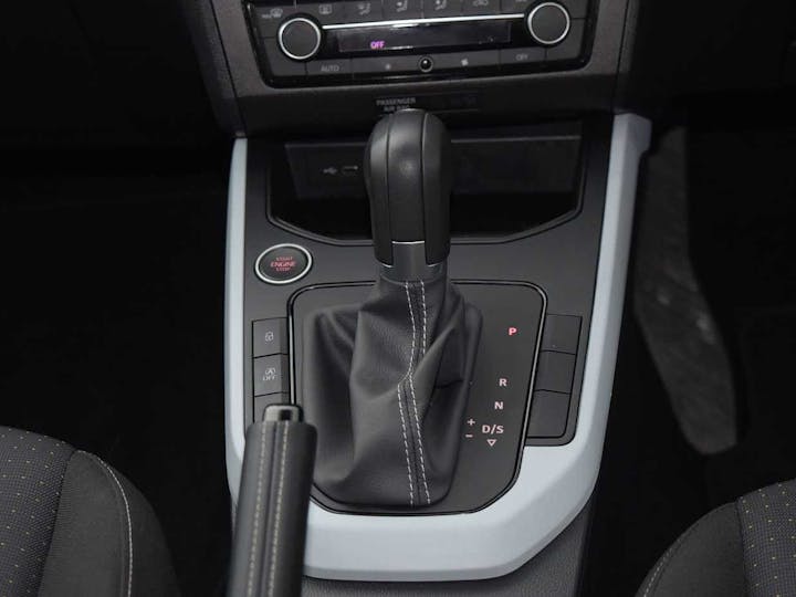 Black SEAT Arona TSI SE Edition DSG 2023