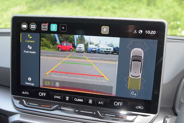 Red SEAT Leon E Hybrid 1.5 Fr Hybrid DSG 2025