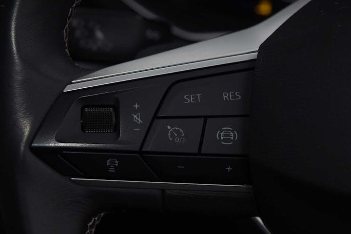 Black SEAT Tarraco TSI Evo Xcellence Lux DSG 2022