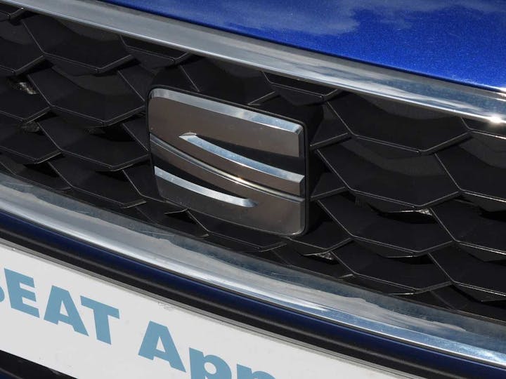 Blue SEAT Leon TSI SE Dynamic 2020