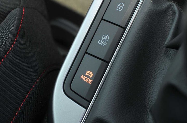 Blue SEAT Arona TSI Fr 2020