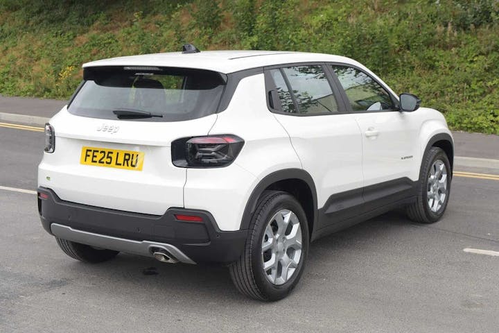 White Jeep Avenger Altitude 2025