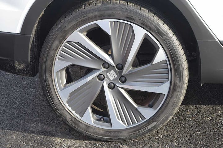 White SEAT Arona Ecotsi Fr Sport 2021