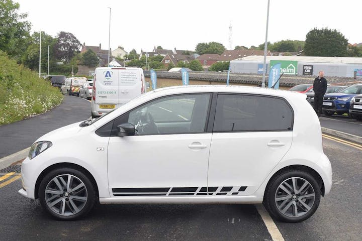 White SEAT Mii Fr Line 2019