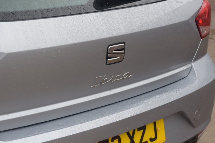 Silver SEAT Ibiza 1.0 Mpi SE 2022