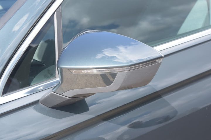 Green SEAT Tarraco 1.5 TSI Evo SE First Edition 2019