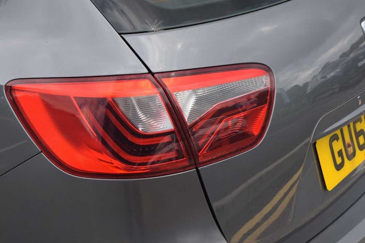 Grey SEAT Ibiza Estate Ecotsi Fr Technology 2016