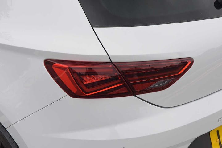 White SEAT Leon TSI Evo Fr Black Edition DSG 2019